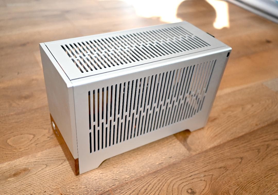 Fractal Design Terra シルバー FD-C-TER1N-02