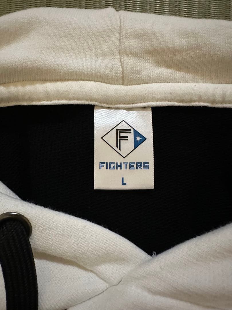 FIGHTERS 新庄剛志 フード付きパーカー 背番号1(Lサイズ)