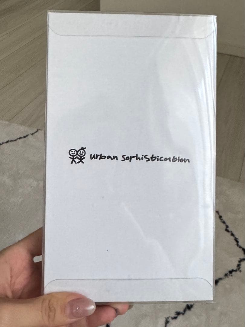 urban sophistication オーツミルク iPhone15 ケース