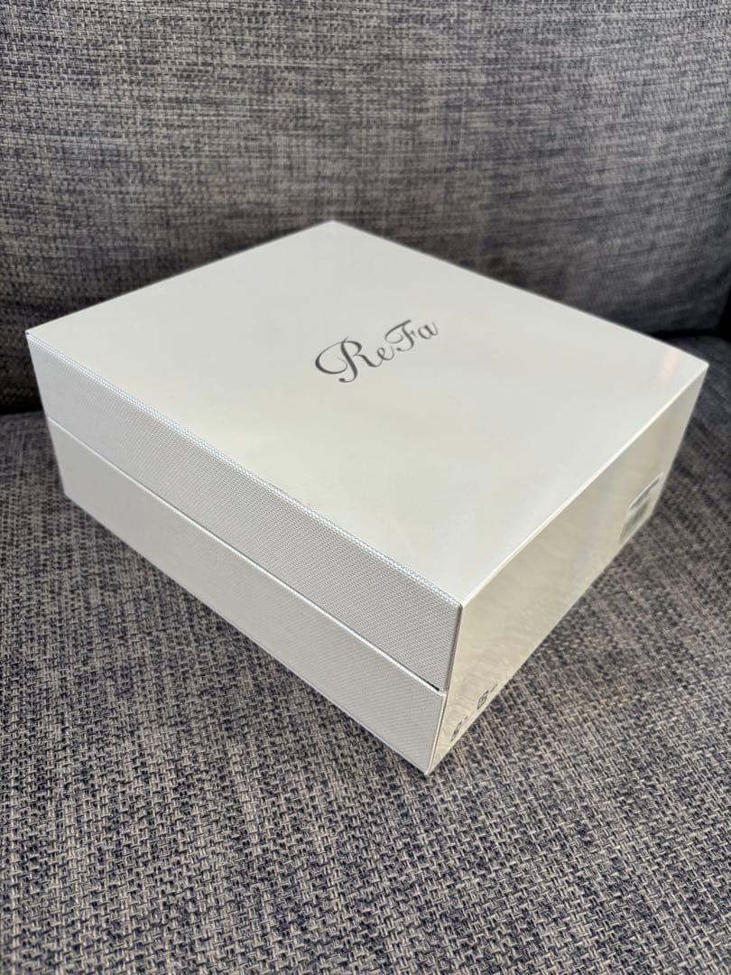 ReFa カラットレイ 新品未使用　プレゼントにも最適です