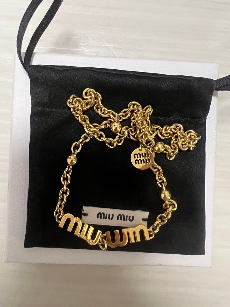miumiu ミュウミュウ ゴールドチェーンネックレス