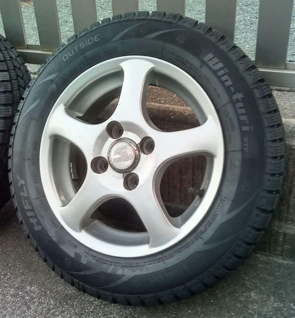 【未使用】スタッドレスタイヤ155/70R13＋アルミホイール 2本(2/2)