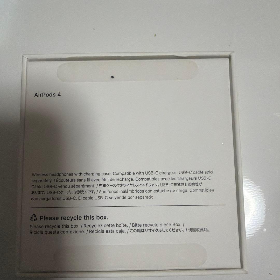 AirPods4 ノイズキャンセリングなし　箱付き