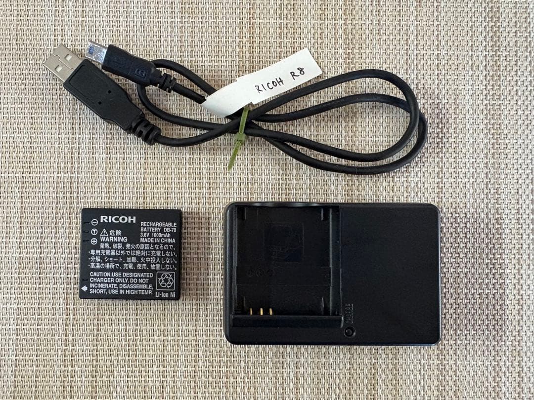 RICOH＊R8＊デジカメ＊デジタルカメラ