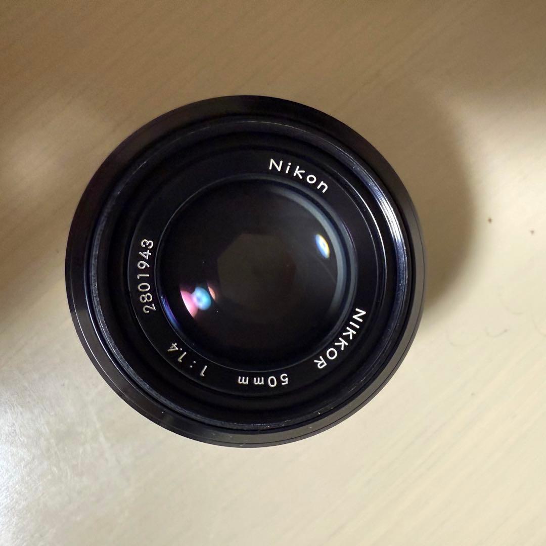 Nikon FE2 ボディ / NIKKOR 50mmf1.4レンズ付