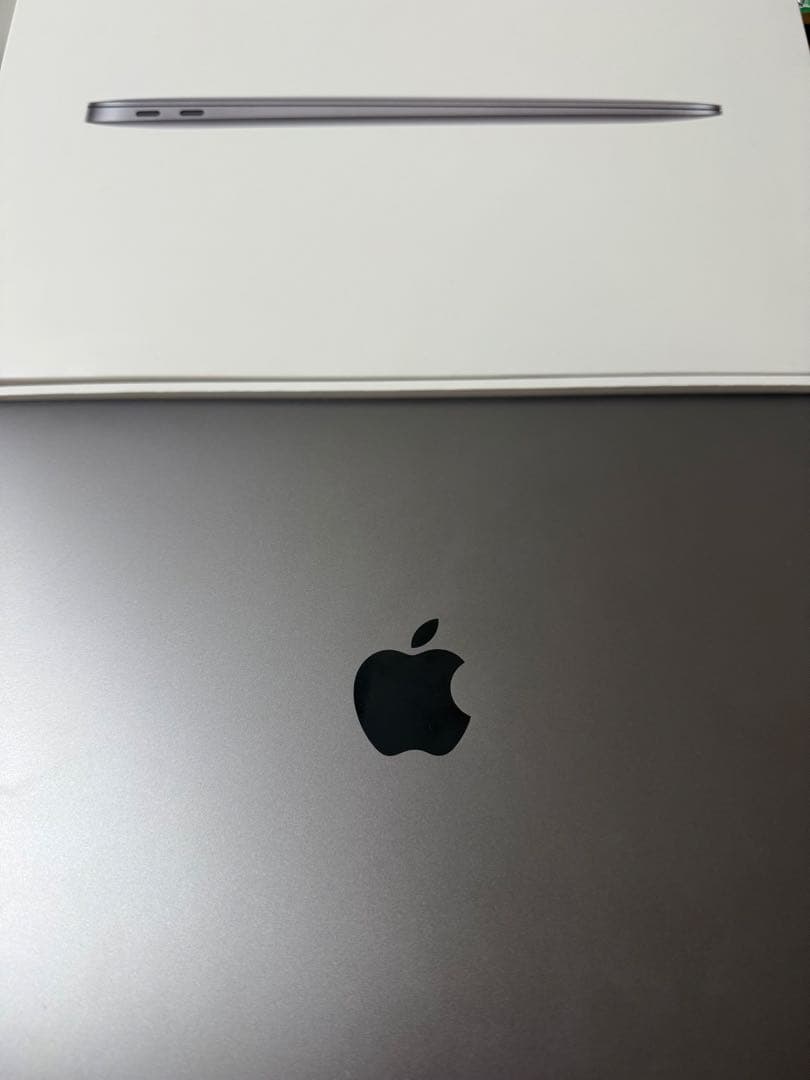 M1 Apple MacBookAir MGN63J/A 256Gスペースグレイ