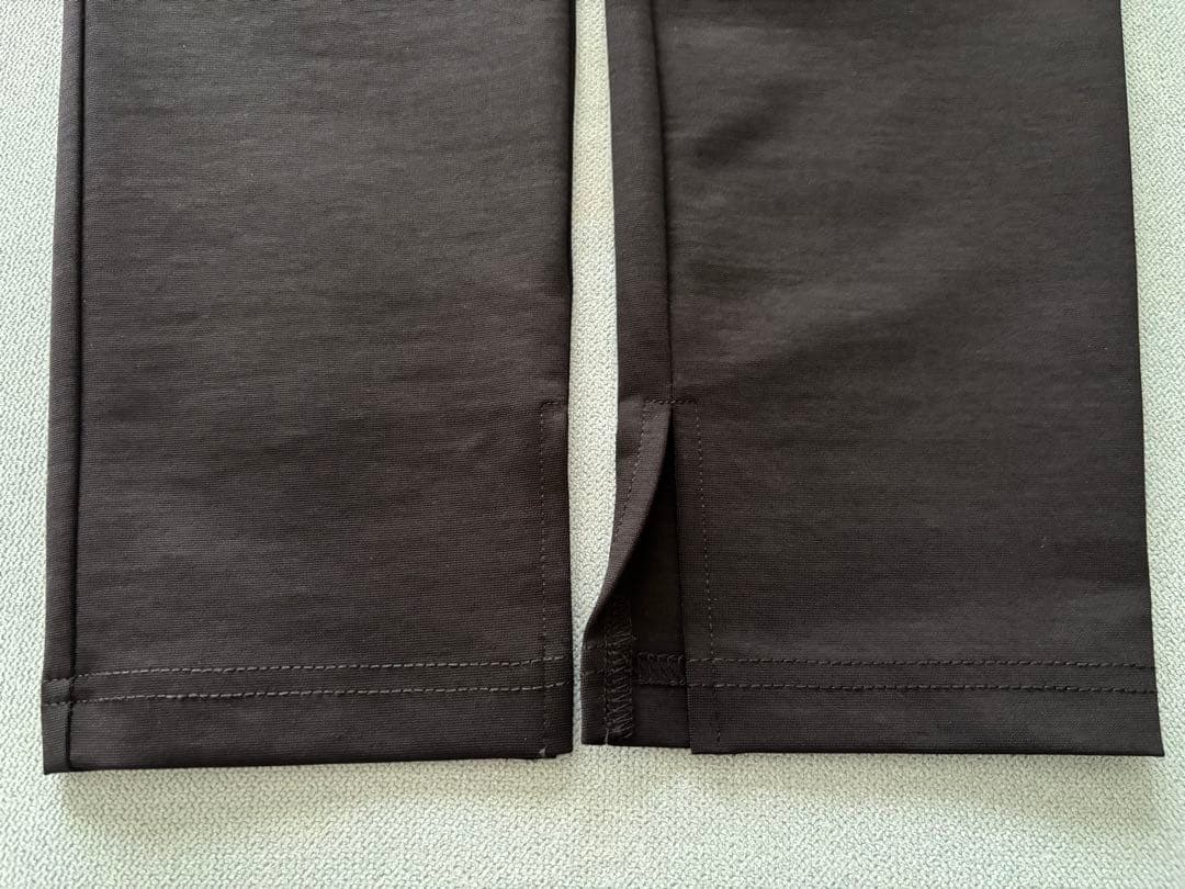 【新品】ファビオポンチレギンスパンツ　ブレンヘイム　エムプルミエ　mid