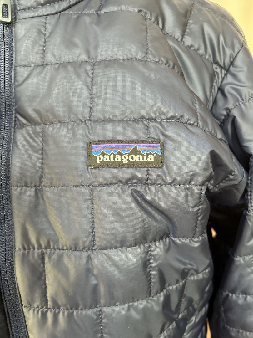Patagonia ネイビー ダウンジャケット　XS