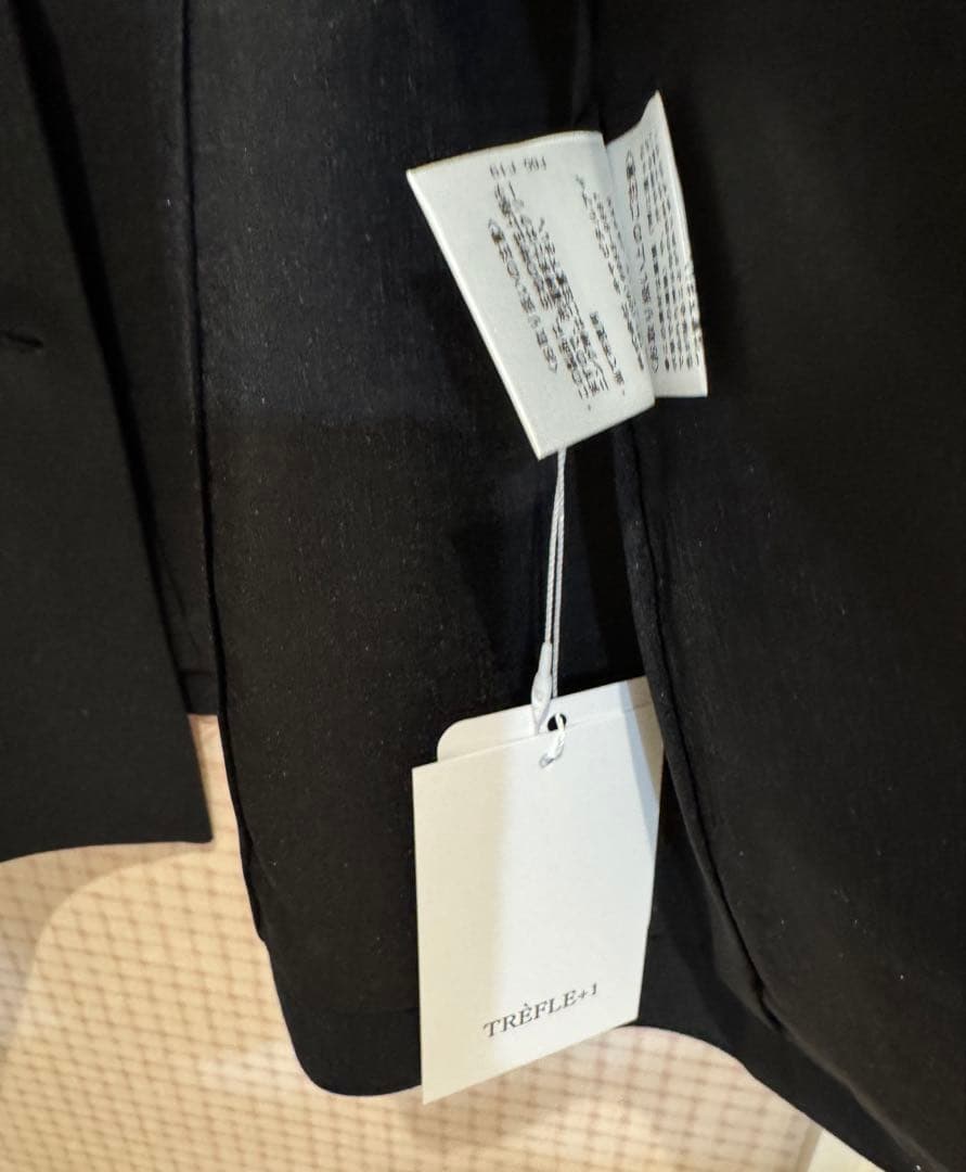 TRÈFLE+1 ブラック テーラードジャケット
