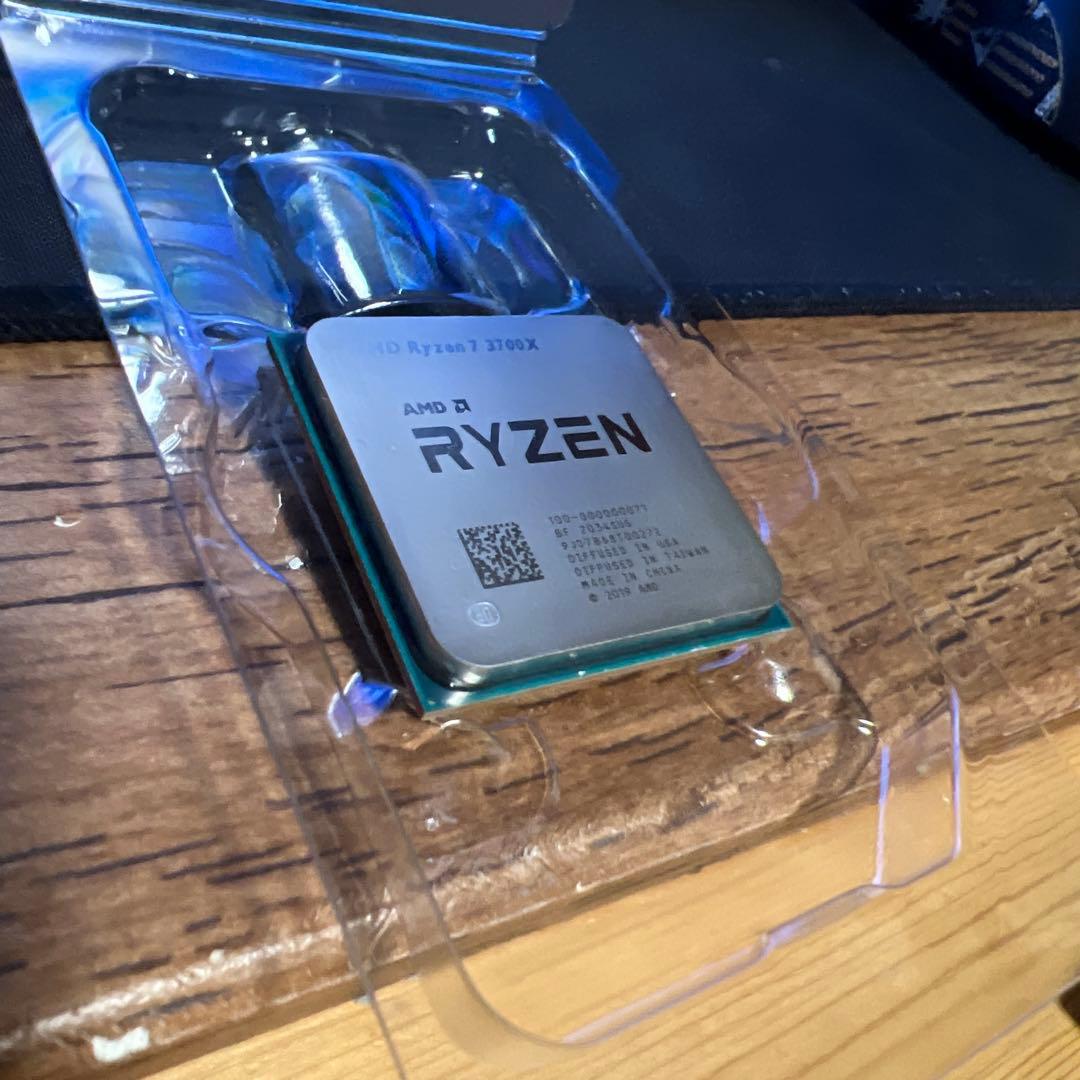 CPU AMD CPU Ryzen 7 3700X