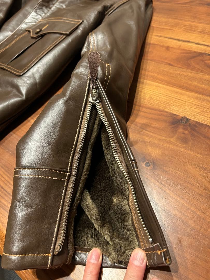 バズリクソンズ　B2 フライトジャケット ブラウン　ホースハイド　38