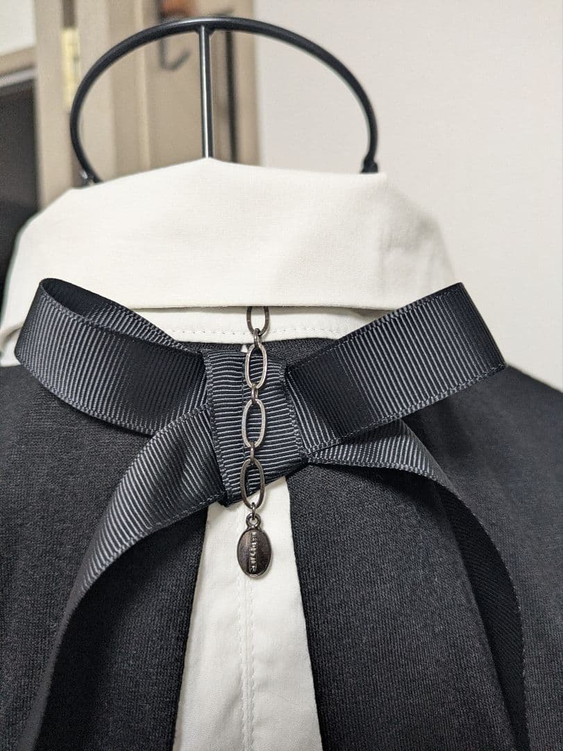 ジャンポールゴルチエ ブラック蝶モチーフネックレス