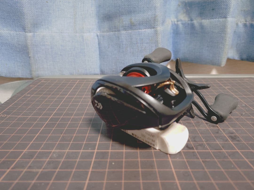 ダイワ SS AIR TW 左