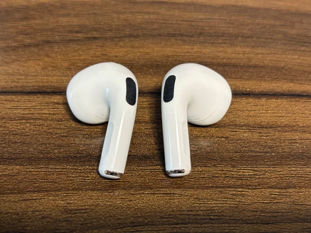 Apple AirPods 第３世代 本体 充電ケース付き