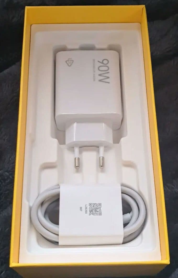 【完品・バッテリー状態100%】Poco X7 Pro 256GB グローバル版