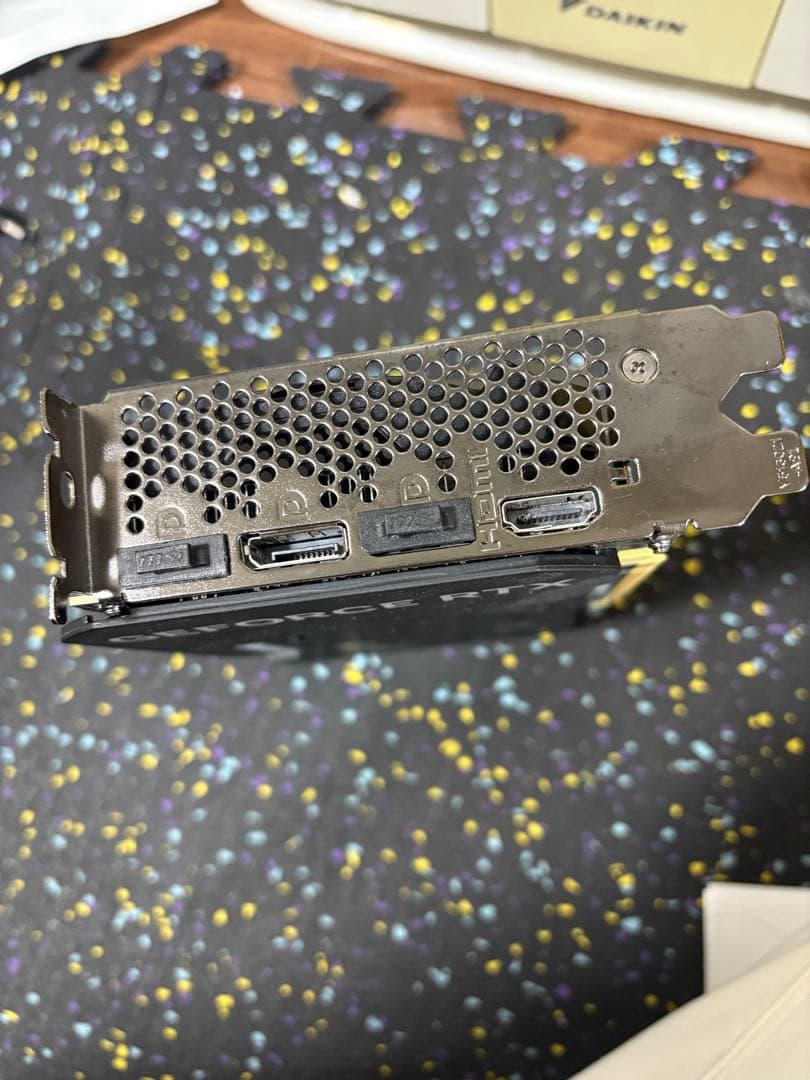 MSI GEFORCE RTX 4060 Ti 8gbモデル