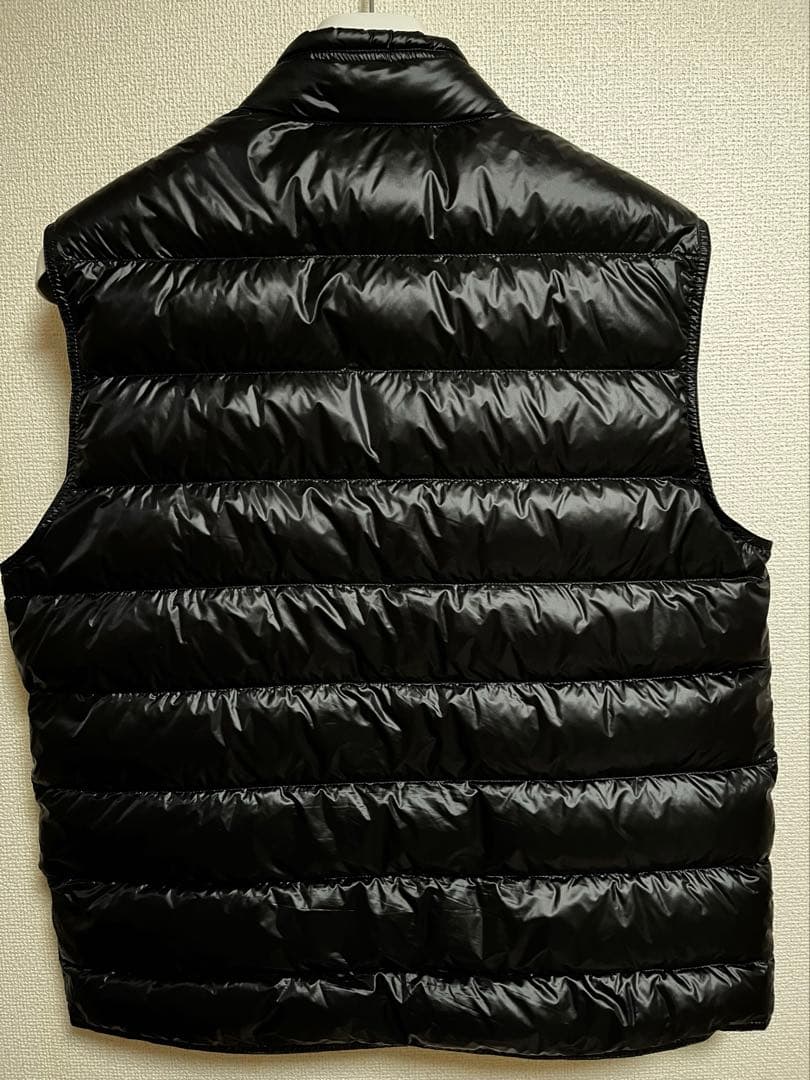 モンクレール GUI キルティング　ダウンベスト 黒 サイズ4