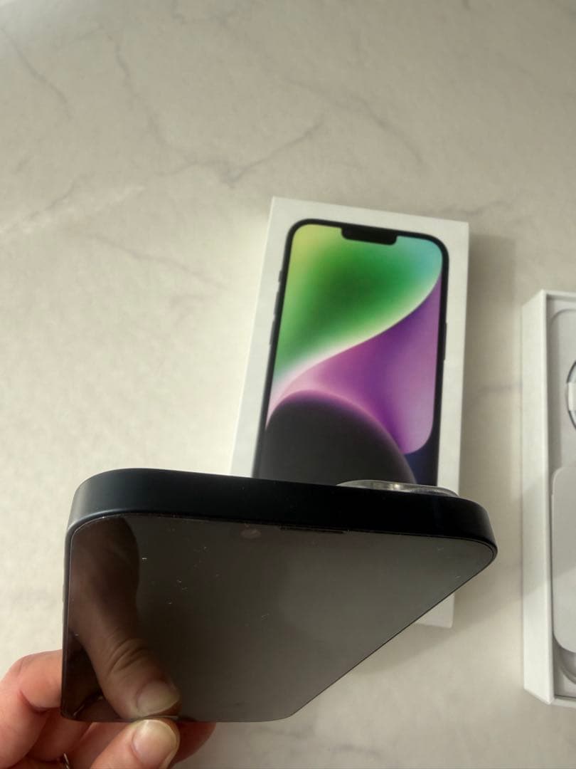 Apple iPhone 14Plus 256GBブラック　本体 ケース付き