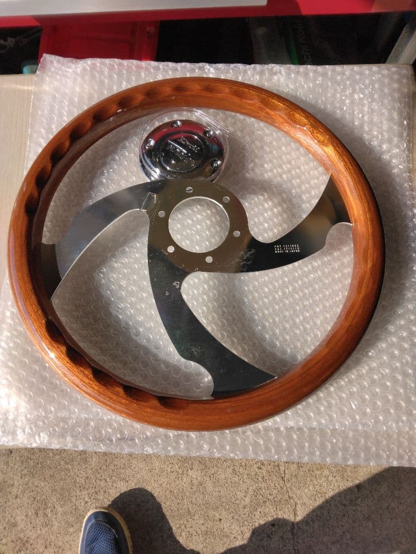 ウッドステアリング3本セット魔国さん専用です。