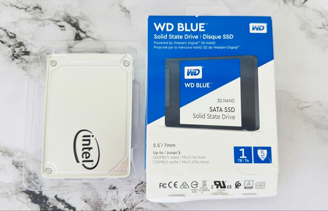 値下げ不可　WD BLUE 512GB SATA SSD　(動作未確認)