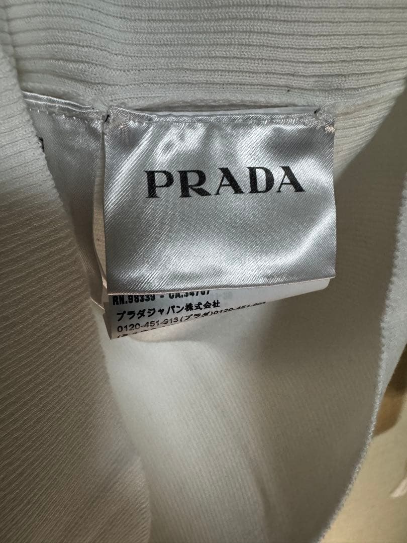PRADA ホワイト タートルネックニット2022AWコレクション
