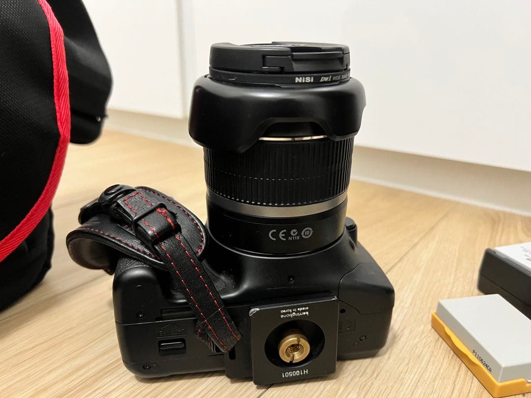 CANON カメラ　海外550D 日本KISS X3