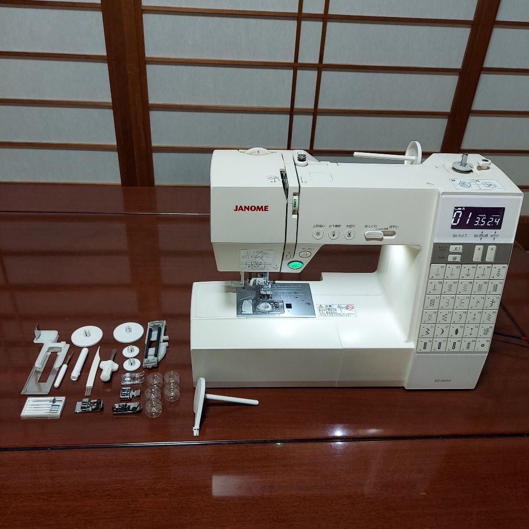 ジャノメ コンピューター ミシン DC6030