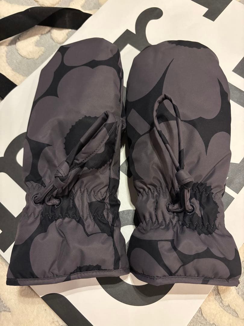 marimekko MAGNETTI UNIKKO ミトンMサイズ