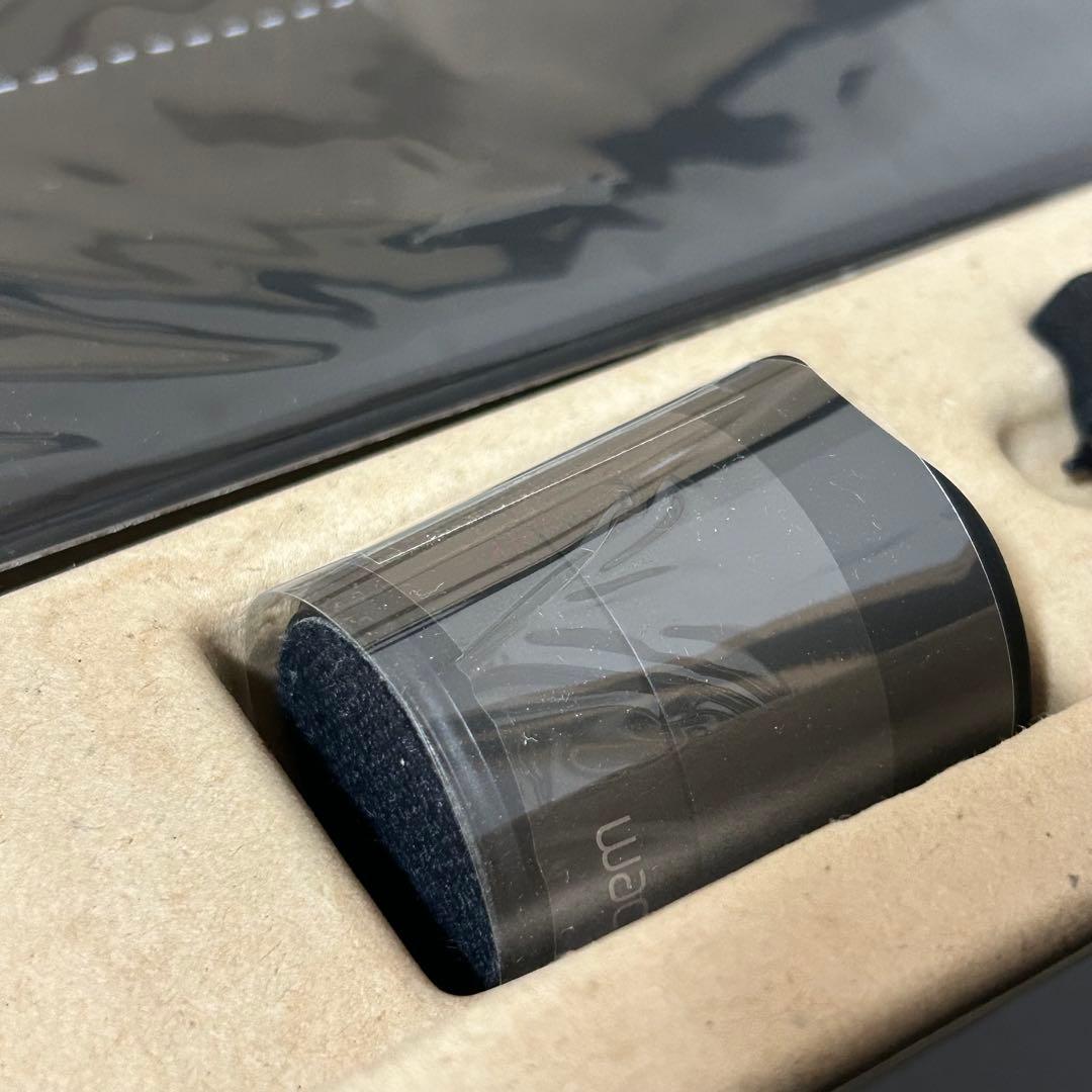 液タブ・ペンタブ wacom Intuos Pro medium PTH-651/K0