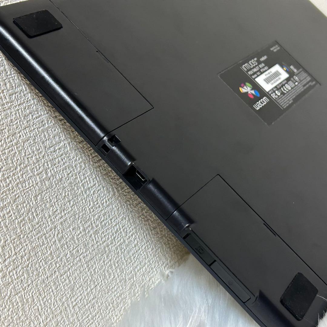 液タブ・ペンタブ wacom Intuos Pro medium PTH-651/K0