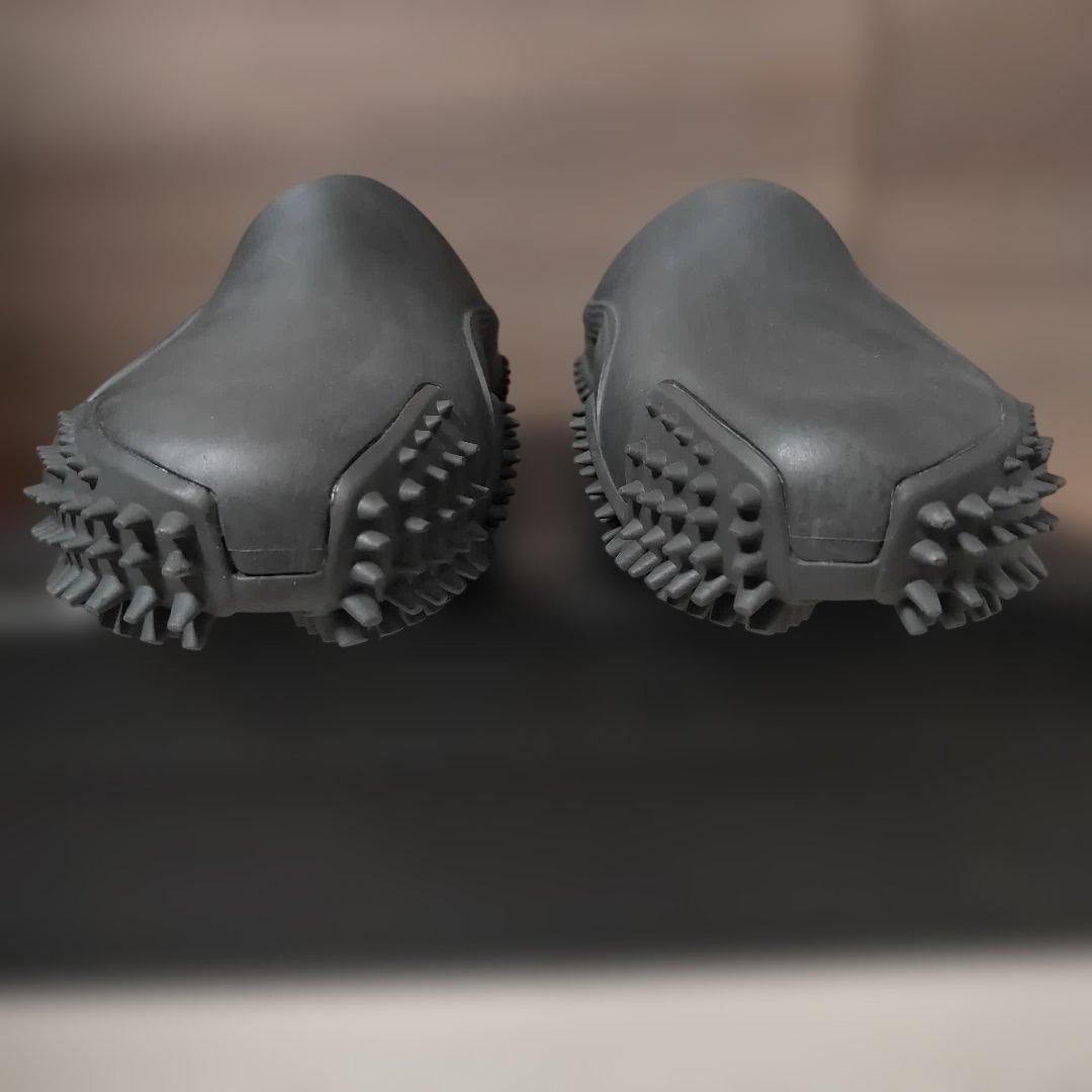 新品未使用28.0cm PUMAイボイボスライドサンダルMULE グレー系