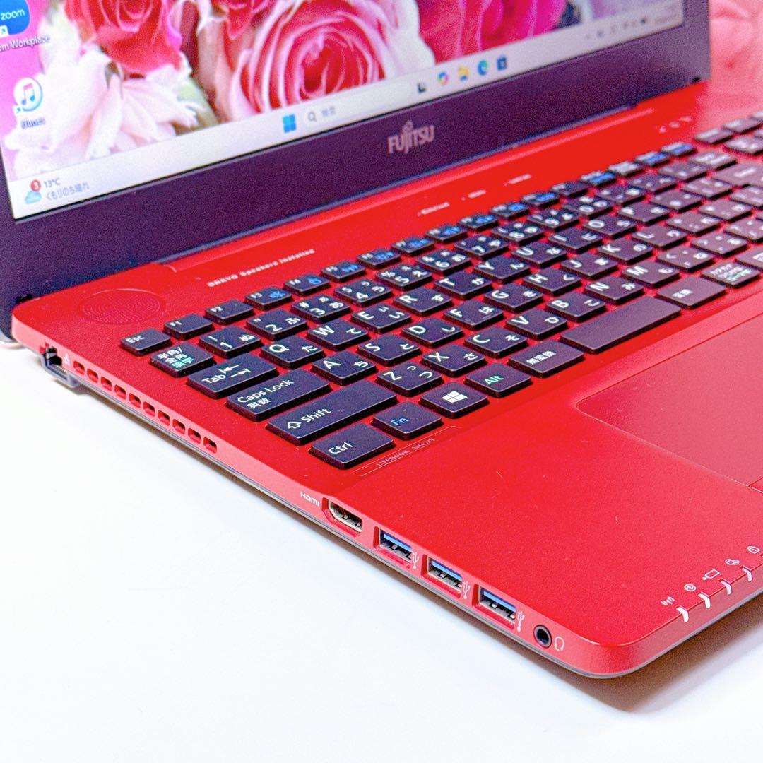 美品✨新品快適SSD✨windows11 ノートパソコン✨オフィス カメラ 薄型