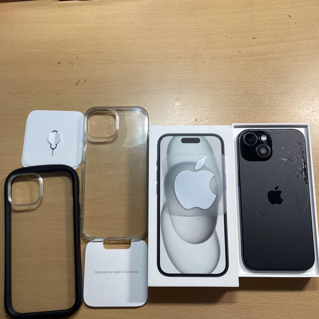 iPhone 15 256GBブラック ケース付き