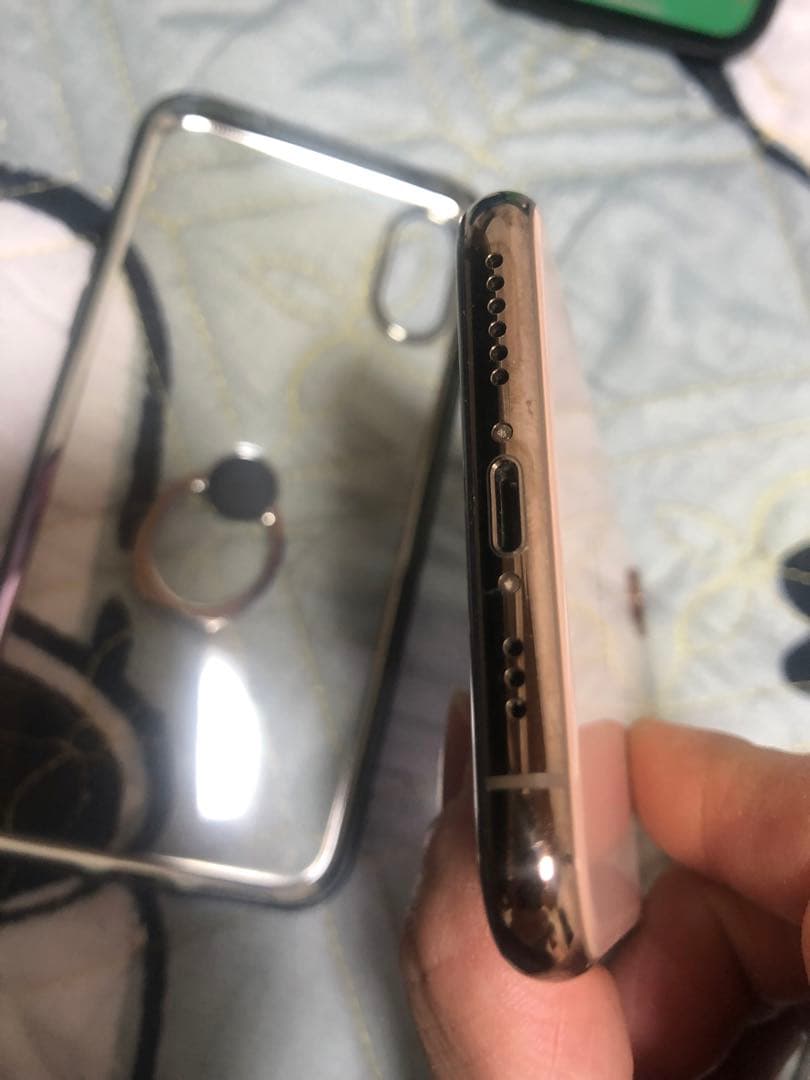 Apple iPhone Xs 256GB 本体