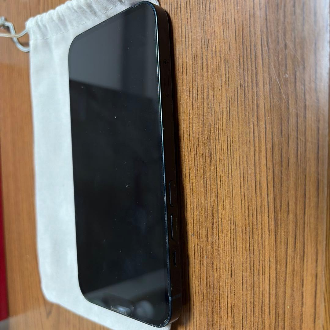 Apple iPhone 14 ミッドナイト本体