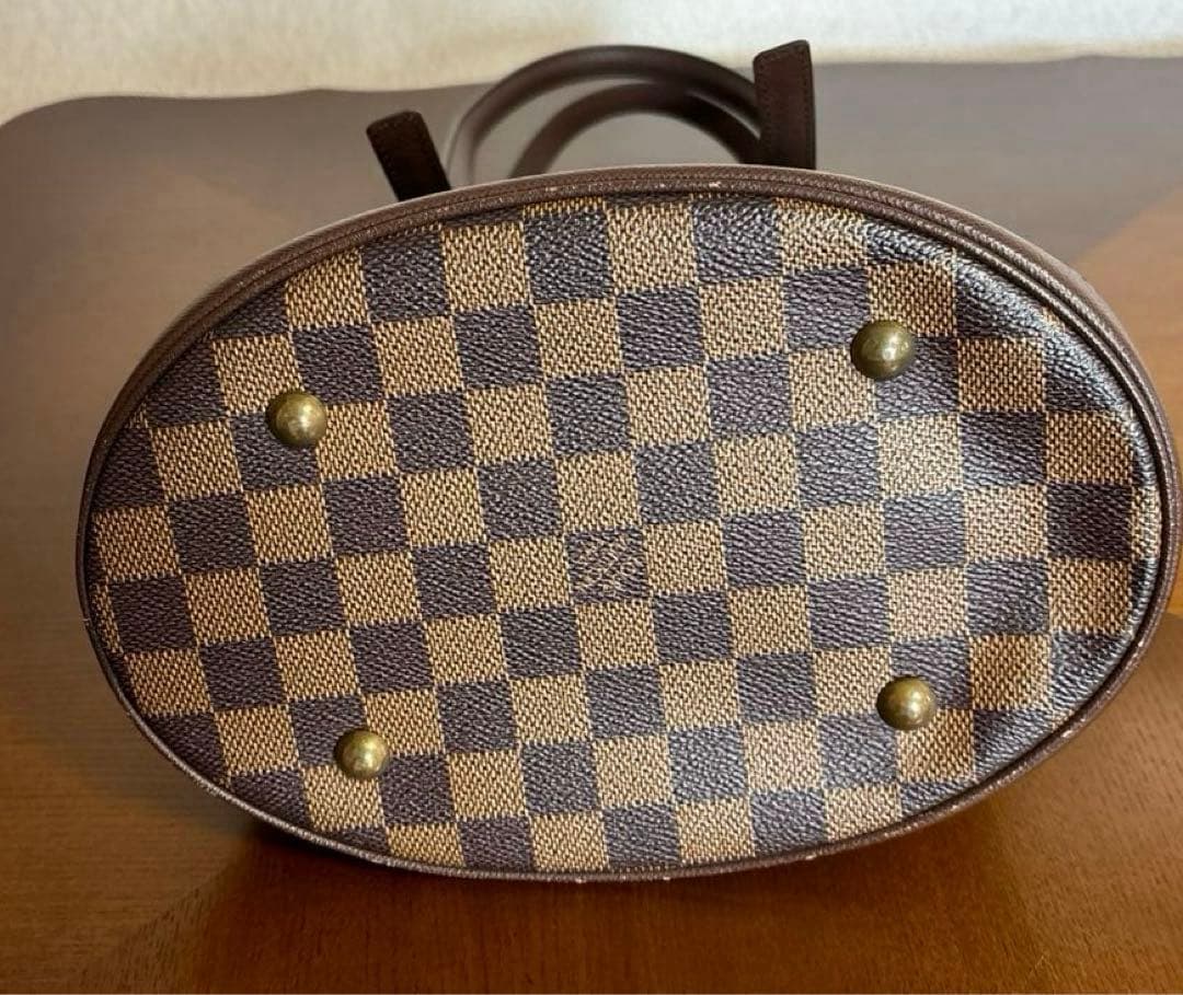 ルイヴィトン　マレ　ダミエ柄ブラウンレザーハンドバッグ