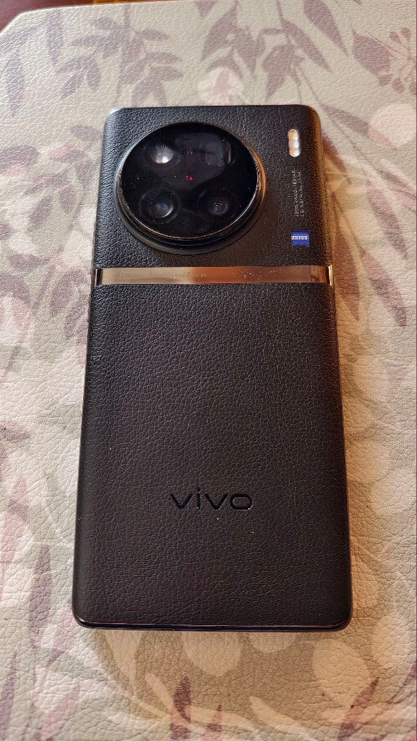 vivo X90 Pro+ カバー２種類付属