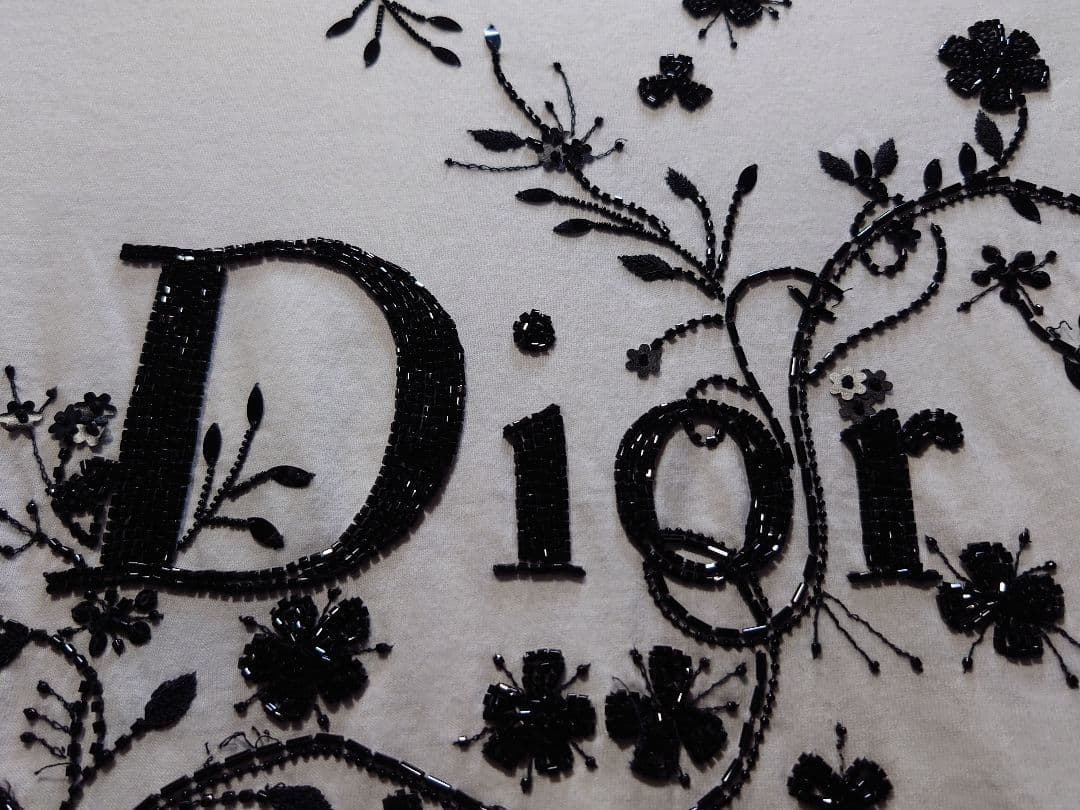 【激レア】Christian Dior ビーズ刺繍Tシャツ