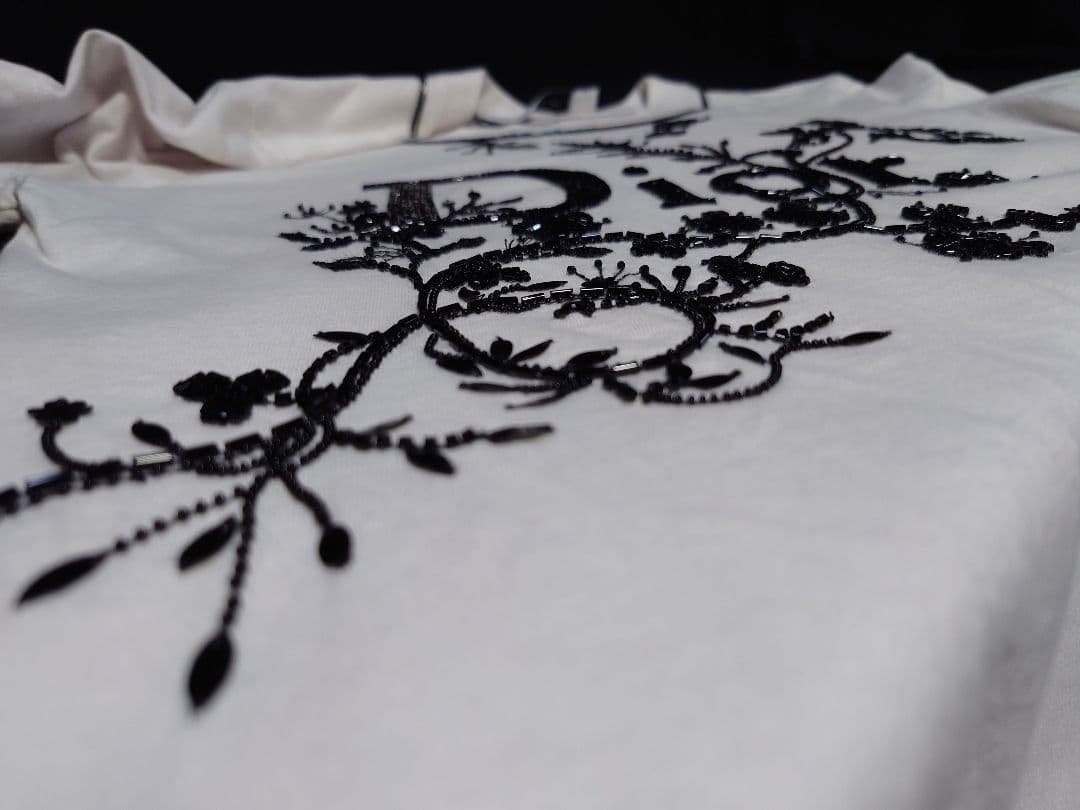【激レア】Christian Dior ビーズ刺繍Tシャツ