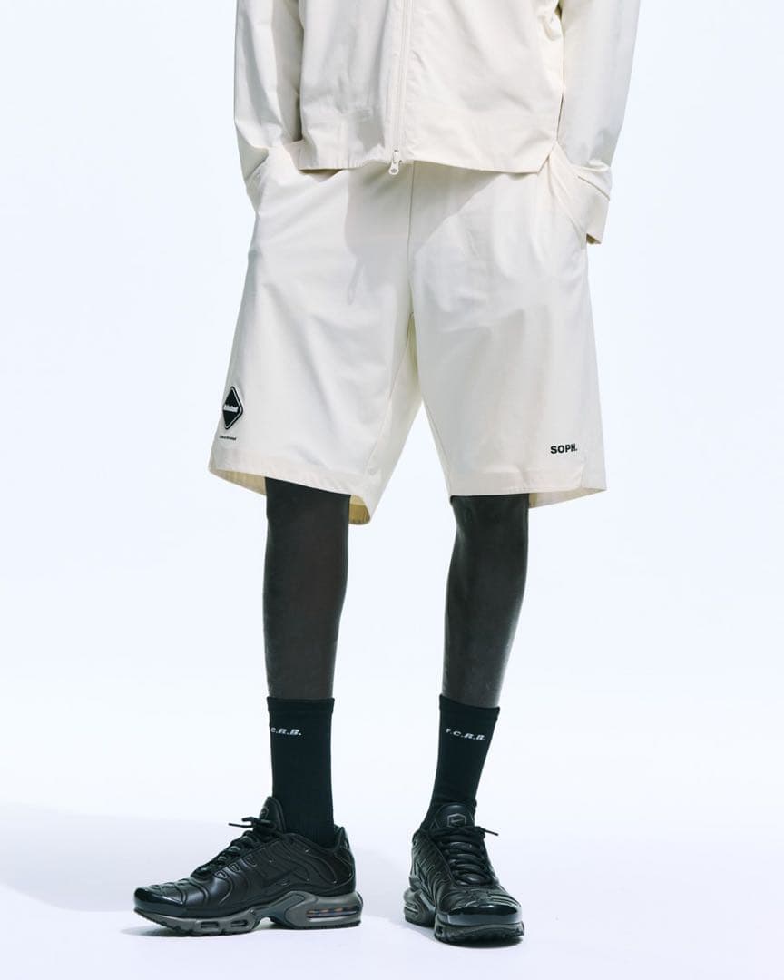 新品未使用 FCRB Bristol ショートパンツ SOPH.