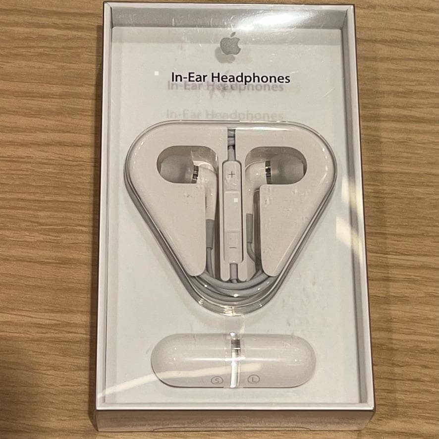新品未開封Apple純正品In-Ear Headphonesカナル式 イヤホン