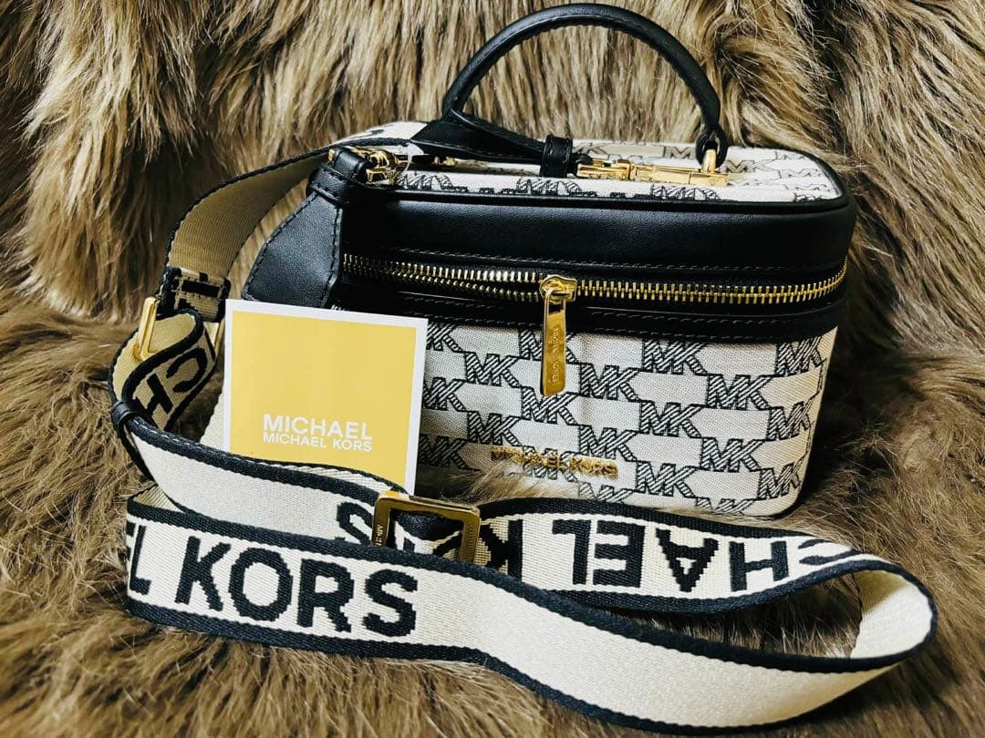 MICHAEL KORS MKロゴボディバッグ