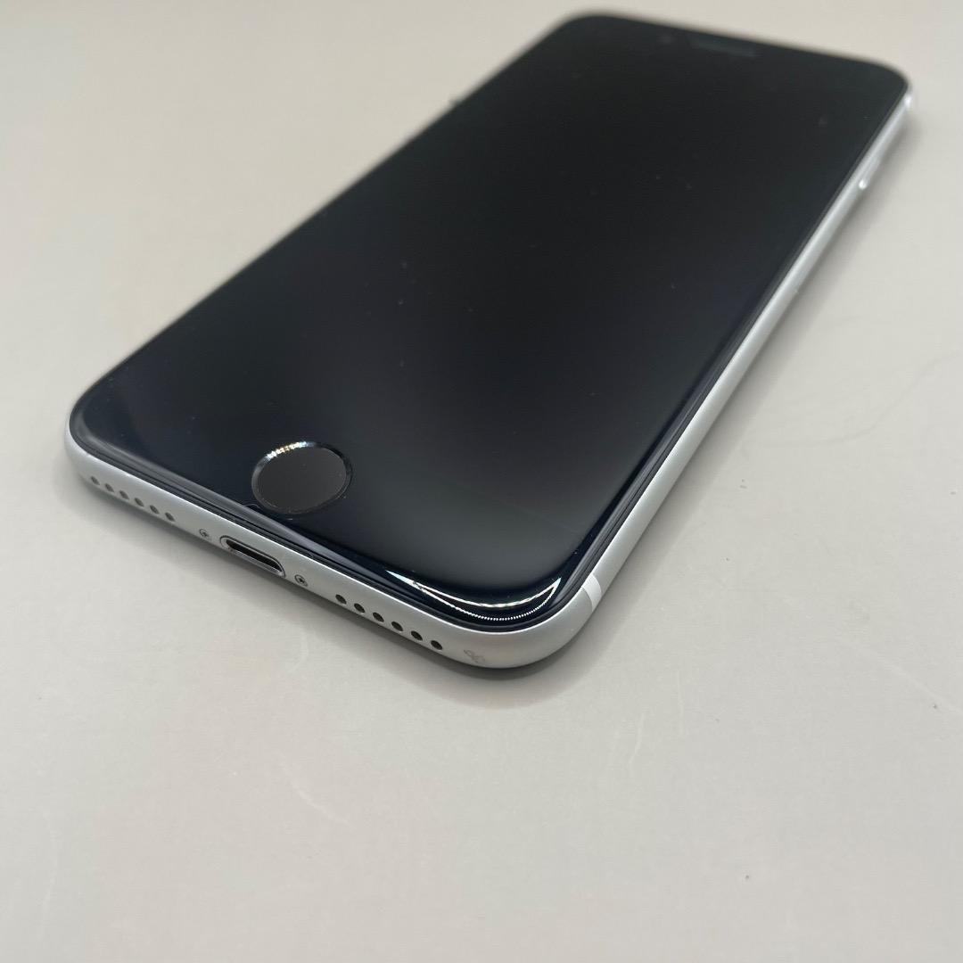美品✨iPhone SE(第2世代) 128GB ホワイトバッテリー新品100％
