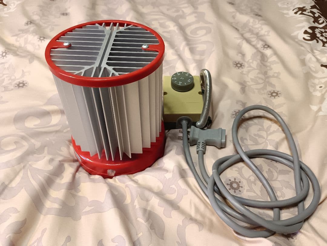 生*日様 昭和精機工業 NS-200 パネルヒーター 200W