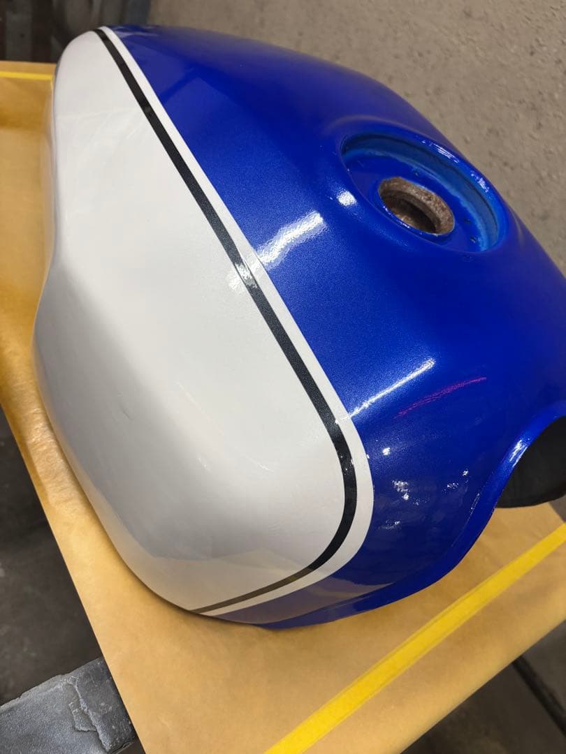 SZUKI GSX400インパルス　GK79A 燃料タンク