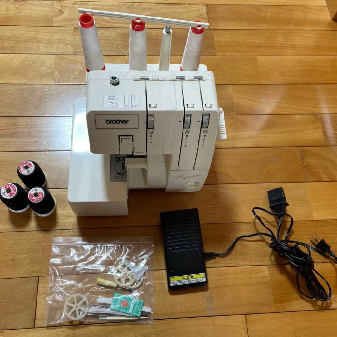 ブラザー　ロックミシン　ホームロックTE4-B234 3本糸縁かがりぬい