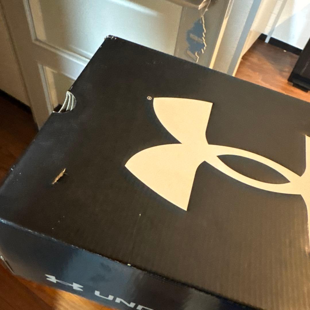 花*様 アメフトスパイク　28センチ　新品未使用