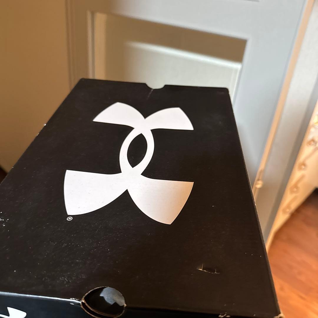 花*様 アメフトスパイク　28センチ　新品未使用