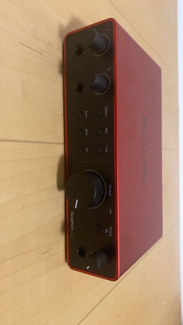 Focusrite Scarlett 2i2　オーディオインターフェース