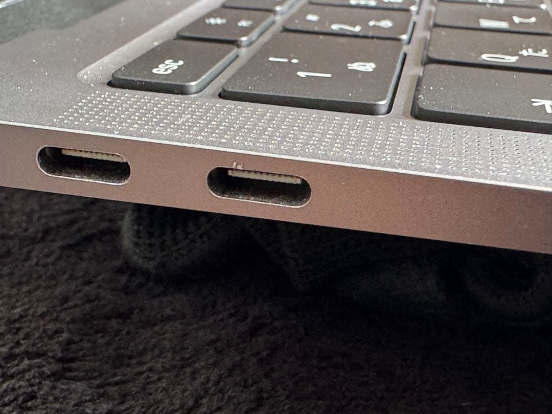 Apple MacBook Air M1チップ（13インチ）スペースグレー